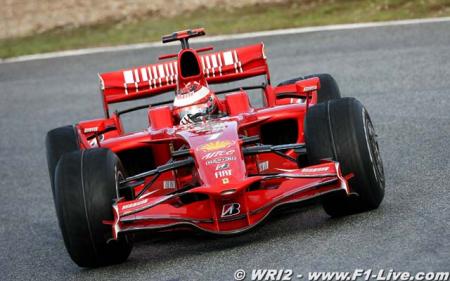 KIMI en tête des premiers essais collectifs