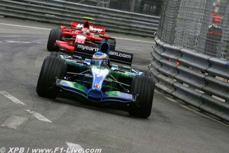 Monaco : Raikkonen : touché... Coulé ...